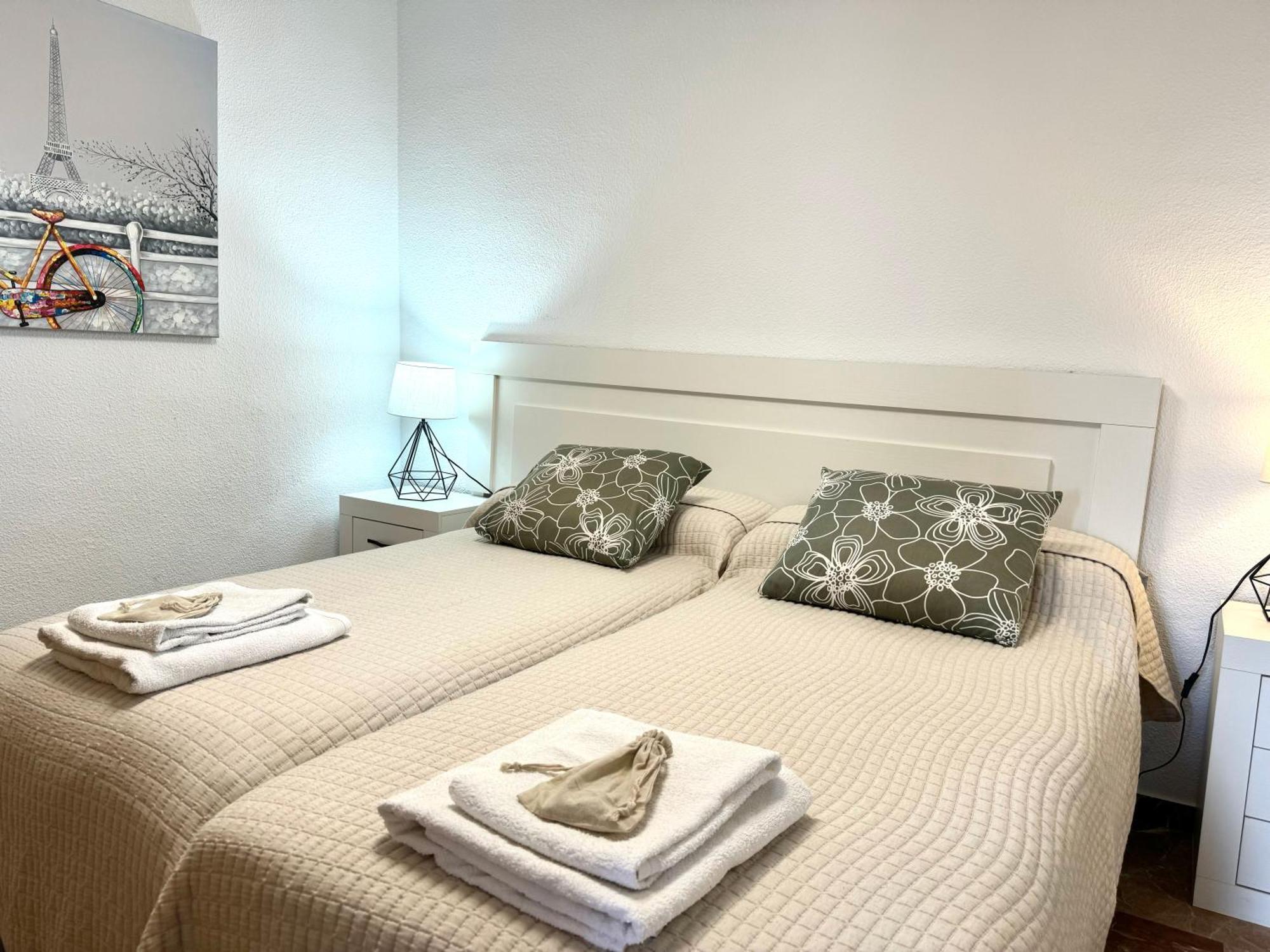 La Carihuela A 150 Metros De La Playa Con Espectaculares Vistas Appartement Torremolinos Buitenkant foto